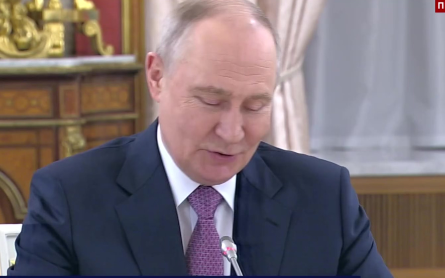 Путин завершил "марафон двусторонних встреч" переговорами с главой Эритреи