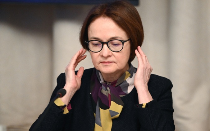 "Еще не время": Набиуллина прокомментировала отсутствие легендарных брошей