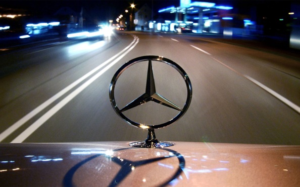 Mercedes продлил право на владение двумя товарными знаками в России