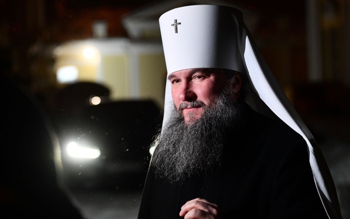 Митрополит заявил, что проблему с изменами в семьях можно решить с помощью Бога