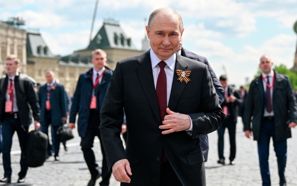 Песков: выступления Путина на параде 9 мая ждет весь мир