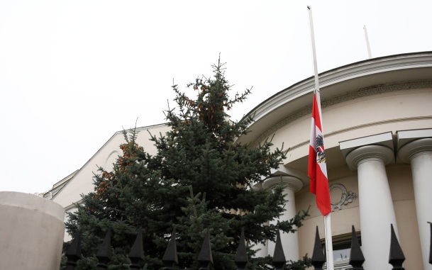 Вена высылает российских дипломатов из-за "леса антенн" на диппредставительстве