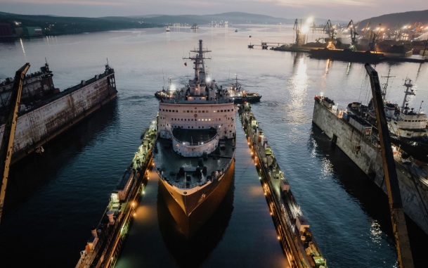 Носитель ракет "Калибр-НК" корабль "Буря" принят в состав ВМФ РФ