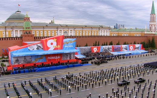 Военнослужащие КНДР впервые прошли по Красной площади на параде Победы