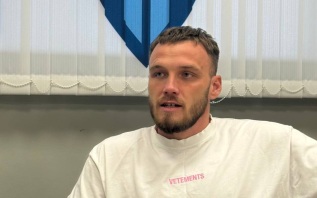 Обматеривший фанатов вратарь "Нижнего Новгорода" извинился за нецензурную брань