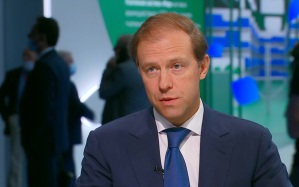 Мантуров: РФ получила 15 млрд долларов выручки от экспорта вооружений в 2025 г