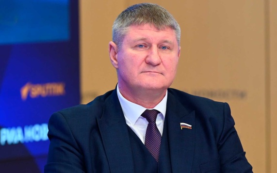 В Госдуме назвали Зеленского сумасшедшим из-за атак дронов на сотрудников ЗАЭС