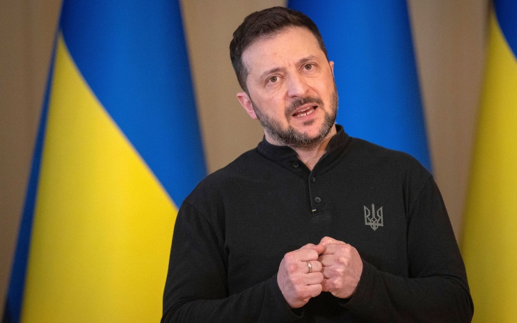 Экс-сотрудник СБУ сравнил Зеленского с директором прибыльного предприятия