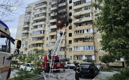 Беспилотник атаковал многоэтажку в Белгороде, четверо человек пострадали