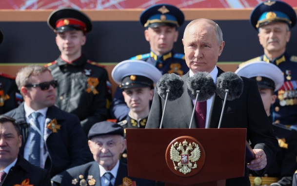 Песков о параде 9 мая: это дань памяти великому дню