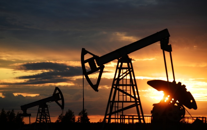 США могут снова смягчить ограничения на закупки российской нефти
