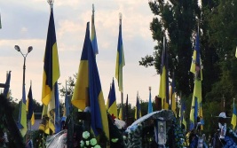 В Гайсине демонтируют аллею памяти погибших для сокрытия потерь ВСУ