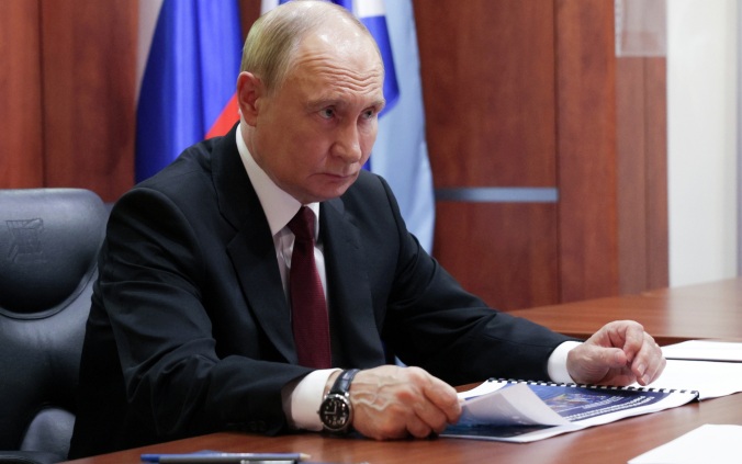 Путин провел совещание с Совбезом РФ