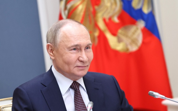 Путин вручил госнаграды в Кремле, в числе награжденных — участники СВО
