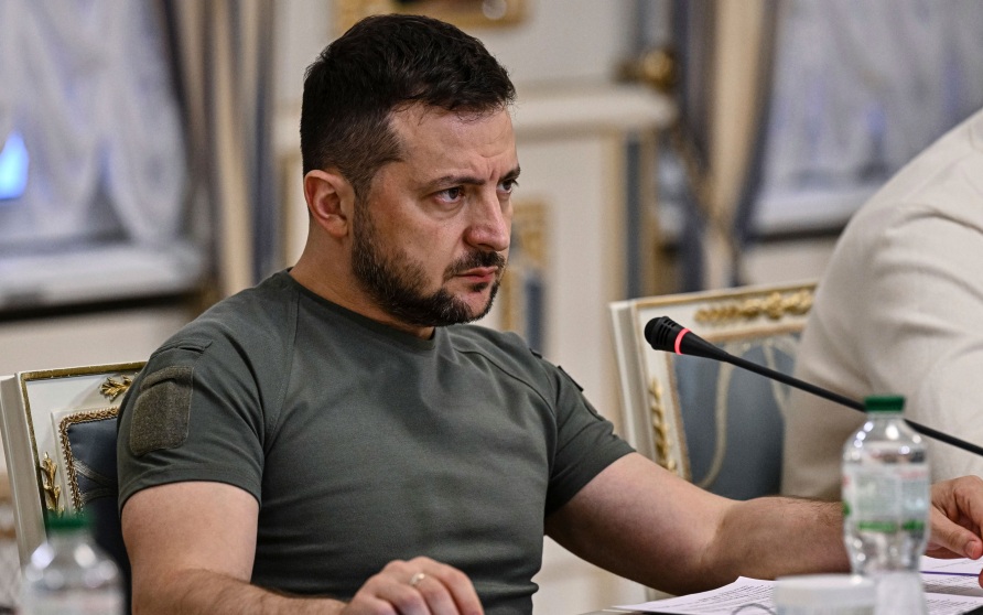Зеленский пригрозил атаковать руководство Белоруссии