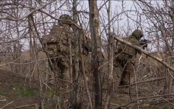 Боевики ВСУ перепутали бойцов ВС РФ с сослуживцами, пустив их на свои позиции