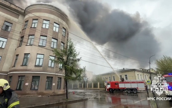 Пожар в иркутском НИИ полностью потушили