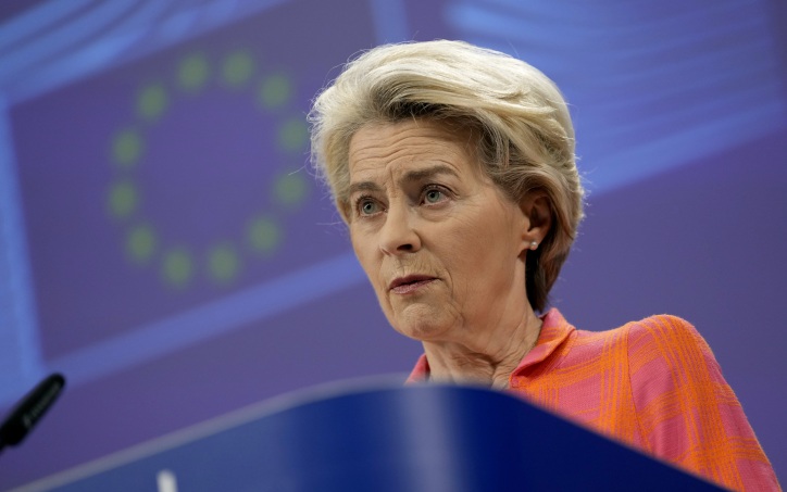 Глава ЕК пообещала усилить ПВО Украины после удара возмездия РФ