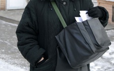 Спикер Совфеда: без отделений связи, школ и ФАПов "село будет вымирать"