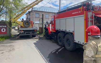 Замыкание электропроводки стало причиной двух пожаров в Хакасии