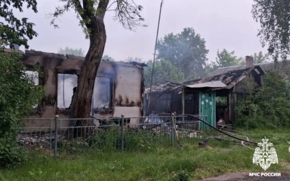 В Брянской области два человека погибли при пожаре в доме