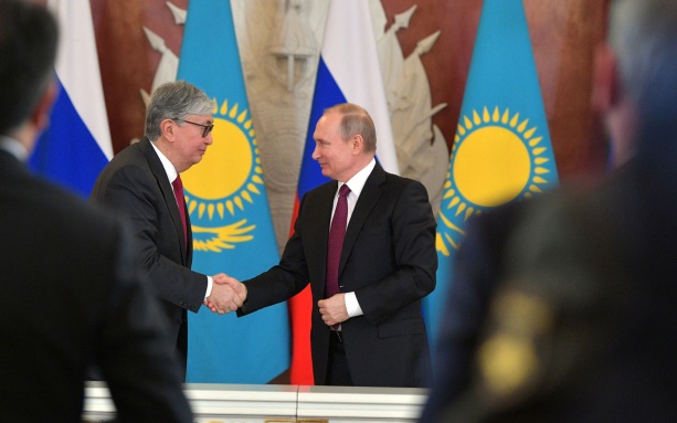 Путин и Токаев подписали соглашение о семи основах дружбы и добрососедства