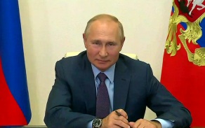 Путин предложил провести в России встречу по развитию ИИ в 2027 году