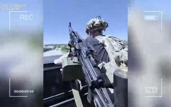 Боец "Орлана" получил ранение при отражении атаки FPV-дрона в Новой Таволжанке
