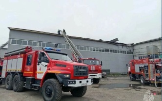 В Барнауле ликвидировано открытое горение в производственном здании