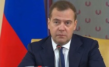 "Всем заткнуться": Медведев дал совет Евросоюзу после падения БПЛА в Румынии