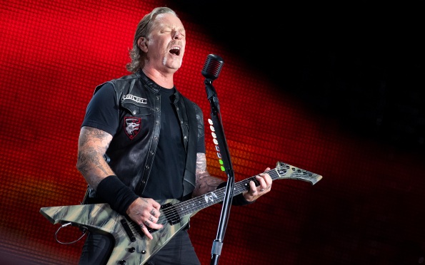 Metallica перепела Rammstein на историческом концерте на Олимпийском стадионе