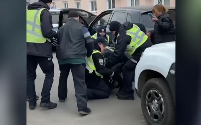 На Украине в ТЦК спровоцировали ДТП и мобилизовали водителя авто