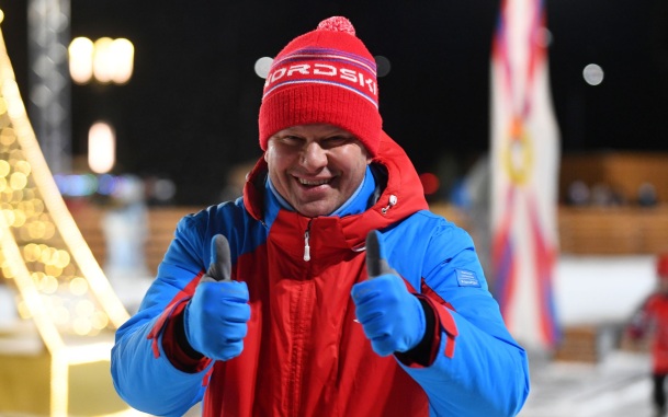 Губерниев назвал место в Москве, где тысячи людей могли бы "наяривать на лыжах"