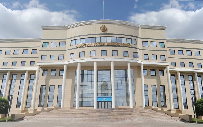 В МИД Казахстана прокомментировали планы ЕС создать в стране центры для беженцев