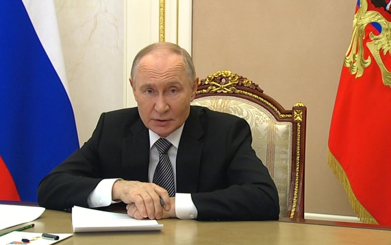 Путин назвал один из приоритетов государственной языковой политики России