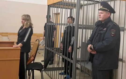 На Урале суд не стал отправлять в СИЗО владельца фуры по делу о ДТП с погибшими