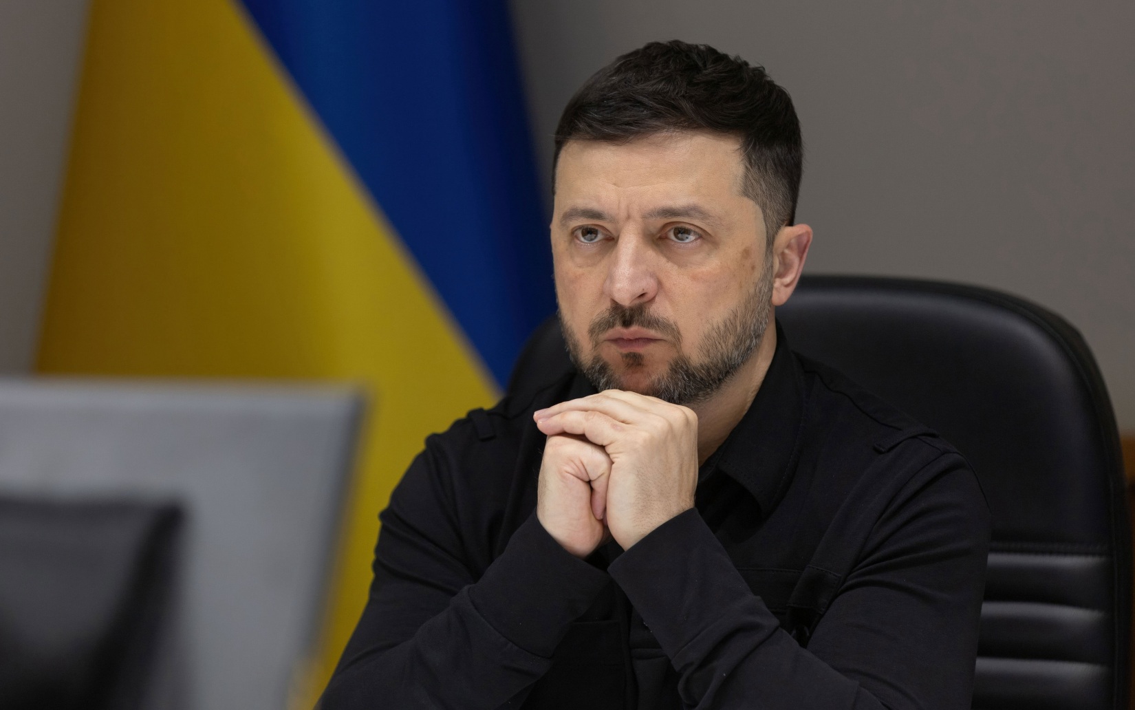 Эксперт объяснил, как Зеленский сместил фокус внимания с коррупции на Украине