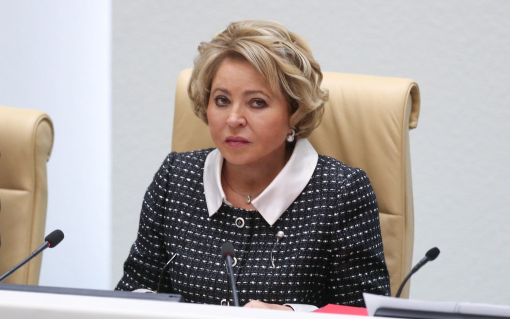 Матвиенко предложила создать "клуб миллионеров" для помощи семьям