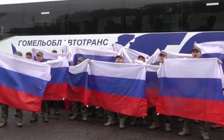 Минобороны показало кадры возвращения бойцов ВС РФ из плена