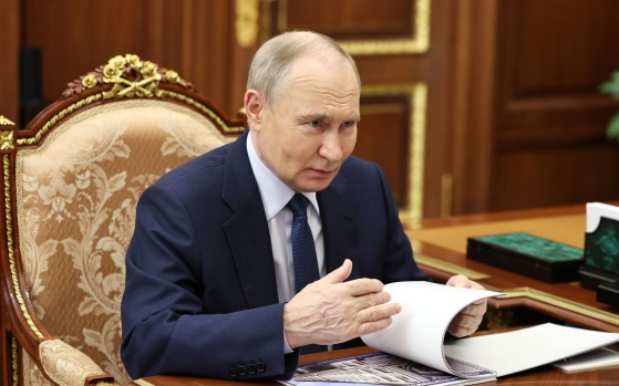 Путин: зарплаты в России в реальном выражении выросли на 30% за пять лет