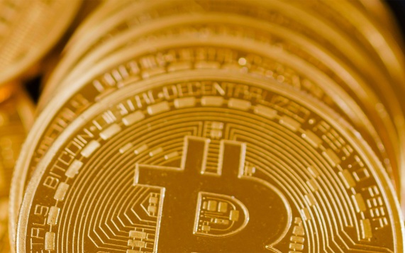 Биткоин рухнул ниже отметки в 60 тысяч долларов