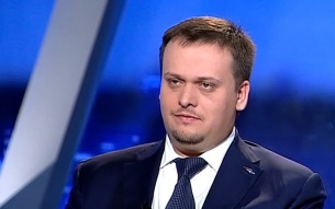 Никитин заявил о планах сделать флаг РФ самым удобным для морских перевозчиков