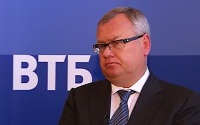 Еще не создана альтернатива, которая полностью заменила бы доллар в расчетах