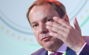 Кузнецов рассказал, сколько рублей приносят мошенникам дипфейки