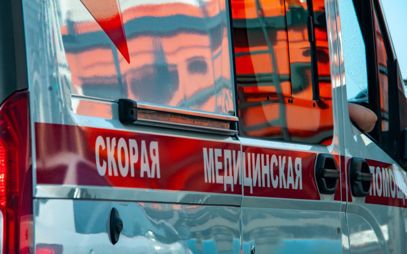 Один человек погиб и два пострадали в результате пожара в жилом доме в Приморье