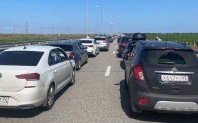 До 45 сократилось число автомобилей в очереди на Крымском мосту