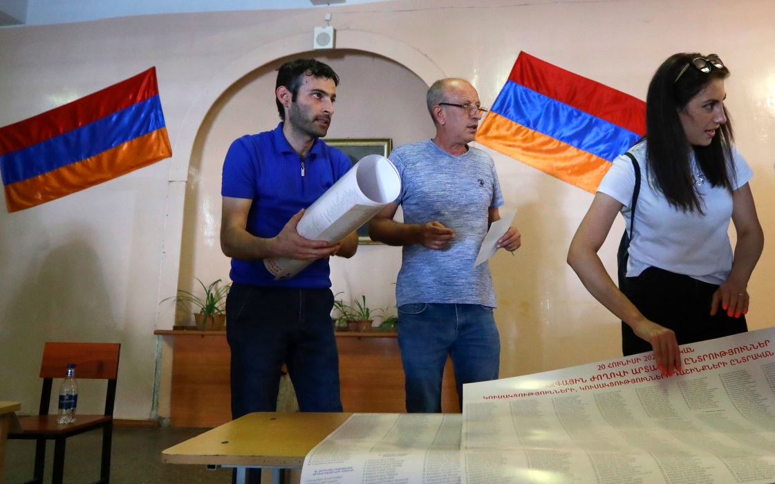В Армении завершилось голосование на парламентских выборах