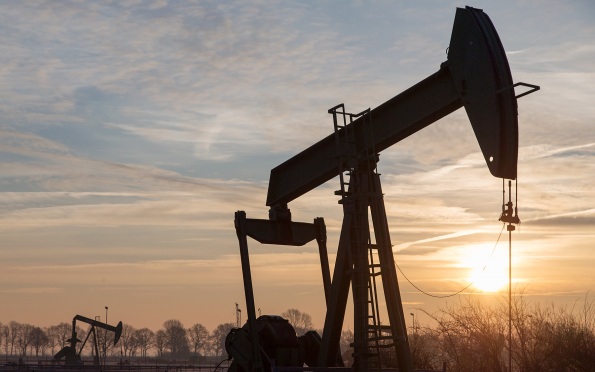 Цены на нефть выросли на 3% на фоне эскалации между Израилем и Ираном