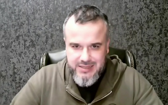 Военный эксперт: Зеленский превратил международную политику в шапито