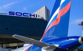 Работа аэропорта Сочи приостановлена из-за требований безопасности